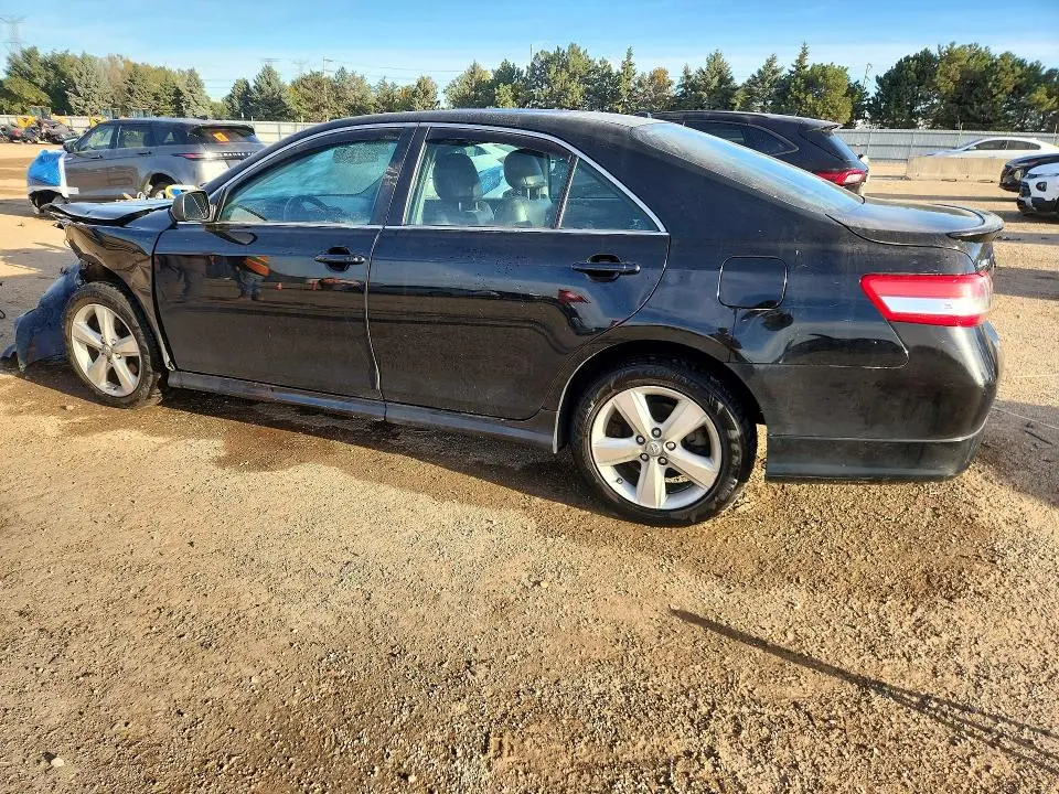 2011 TOYOTA CAMRY SE V6  