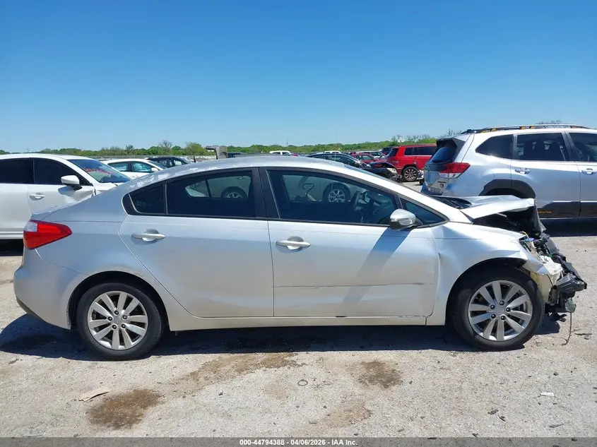2014 KIA FORTE LX