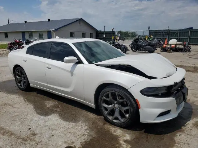 2015 DODGE CHARGER SXT  