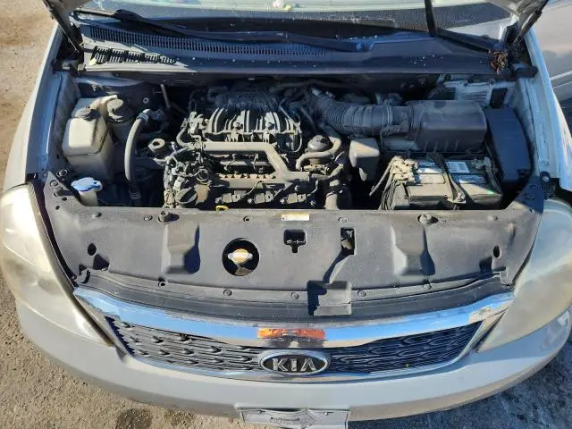 2012 KIA SEDONA LX