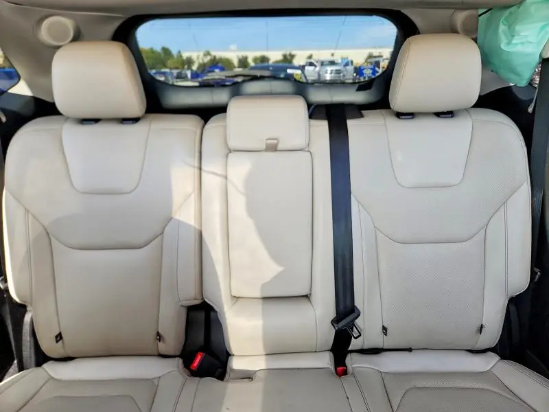 2019 FORD EDGE TITANIUM  