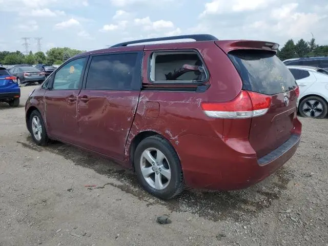 2011 TOYOTA SIENNA LE  