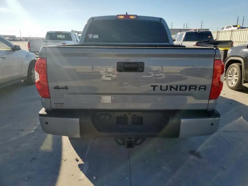 2021 TOYOTA TUNDRA CREWMAX SR5  