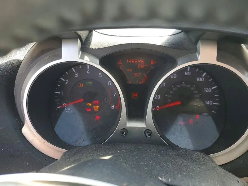 2011 NISSAN JUKE S  