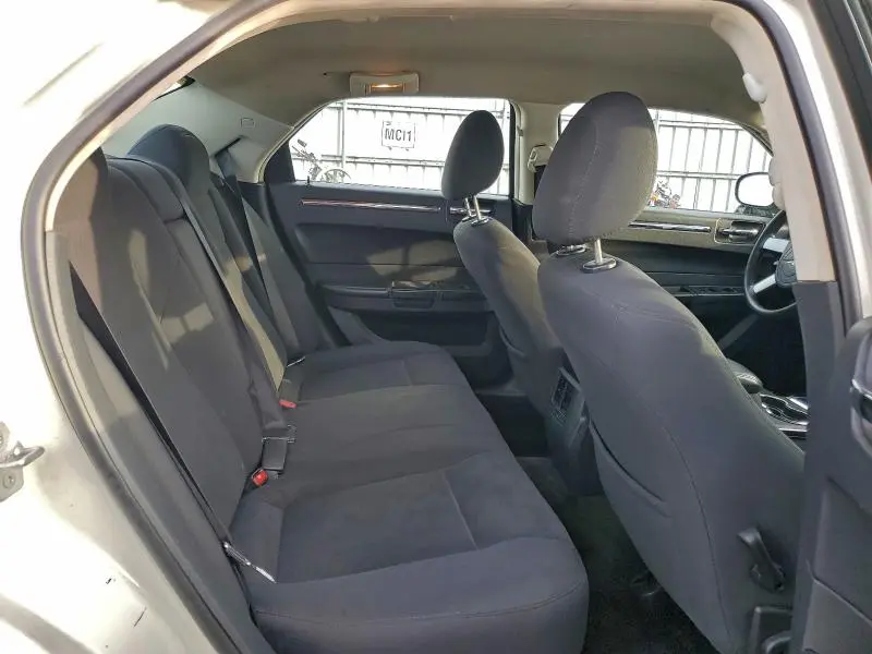 2010 CHRYSLER 300 TOURING  