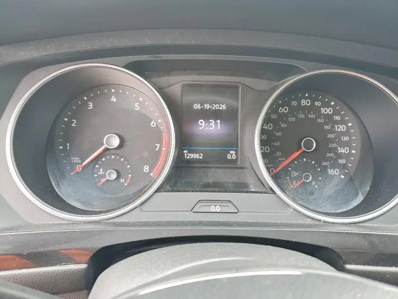 2019 VOLKSWAGEN TIGUAN SE  