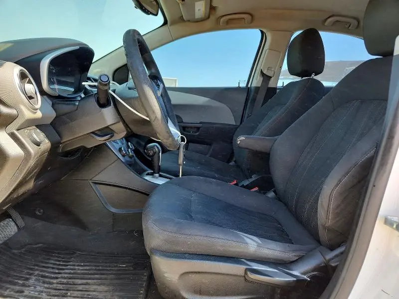 2019 CHEVROLET SONIC LT  