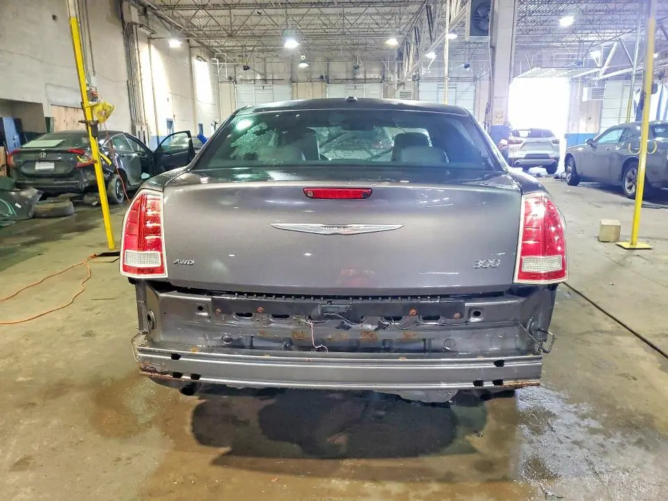2013 CHRYSLER 300   