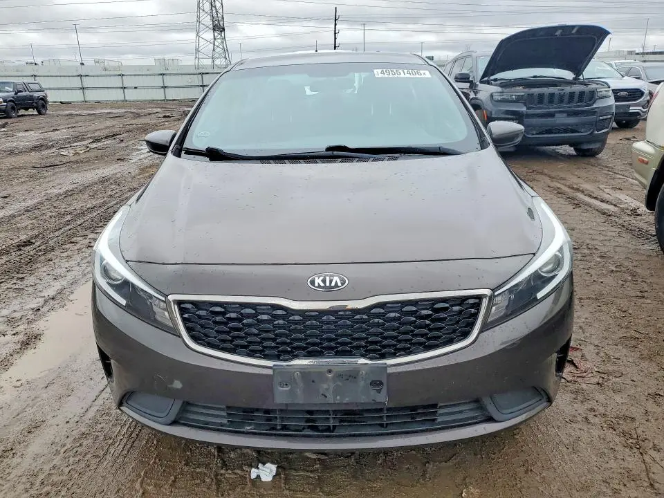 2017 KIA FORTE LX  