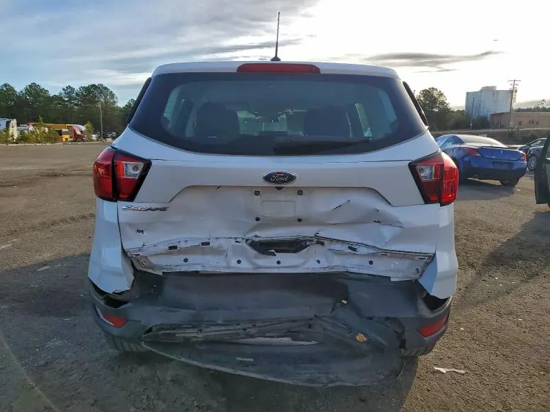 2019 FORD ESCAPE S  