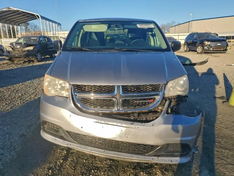 2014 DODGE GRAND CARAVAN SE  