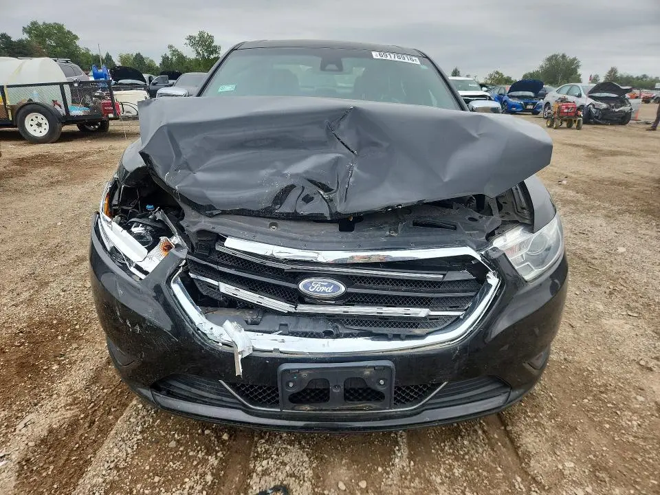 2013 FORD TAURUS LIMITED  
