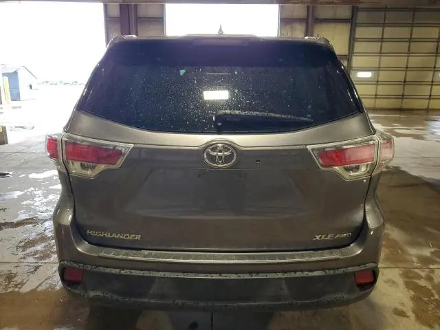 2014 TOYOTA HIGHLANDER XLE  