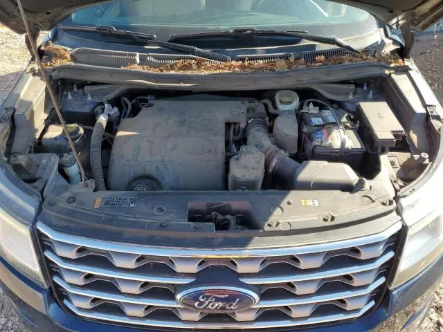 2017 FORD EXPLORER XLT  