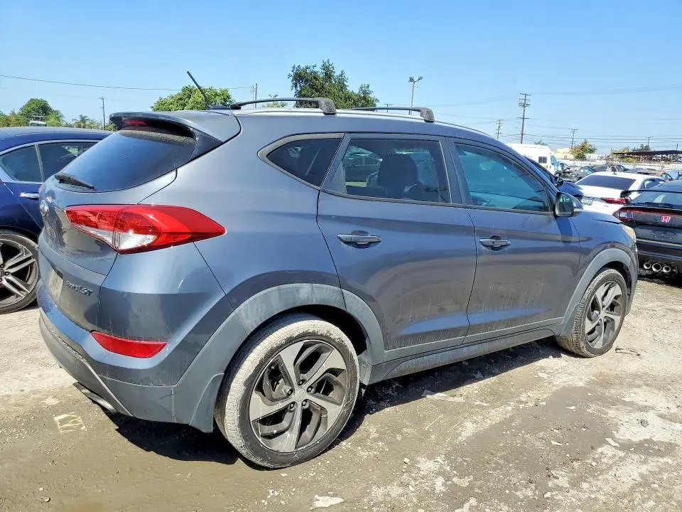 2016 HYUNDAI TUCSON SPORT  