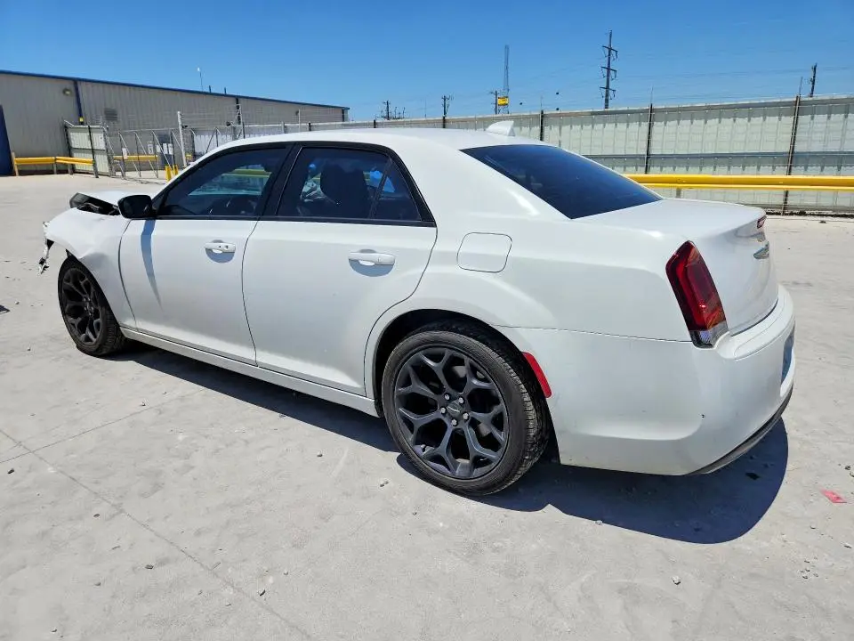 2019 CHRYSLER 300 TOURING  