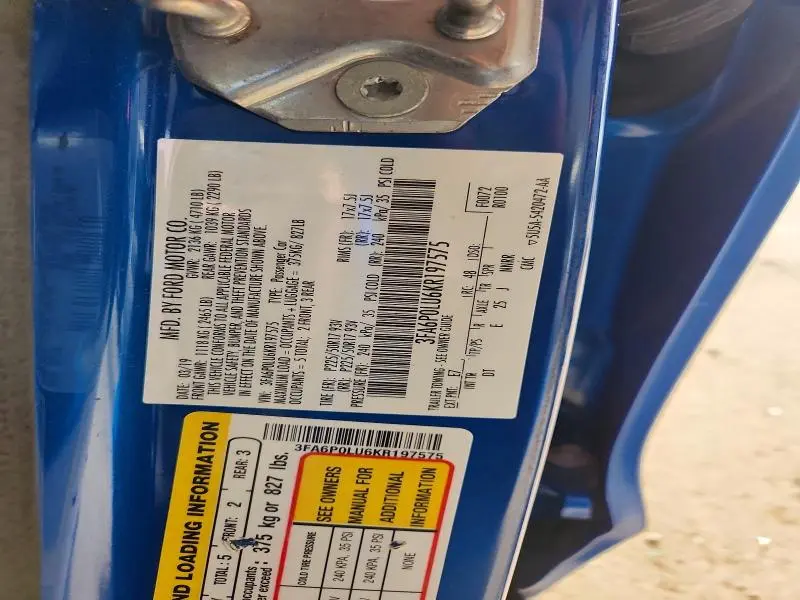 2019 FORD FUSION SE  