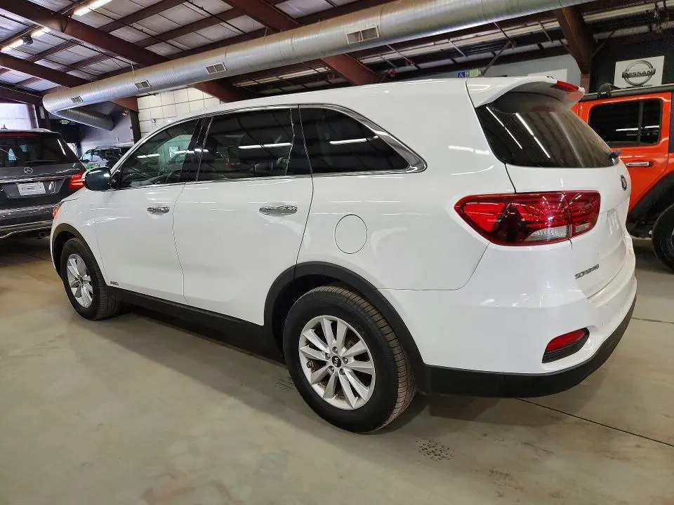 2019 KIA SORENTO LX V6  