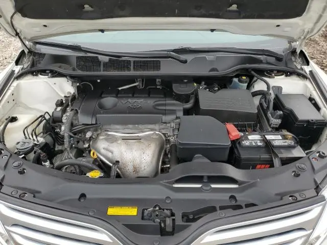 2012 TOYOTA VENZA LE  