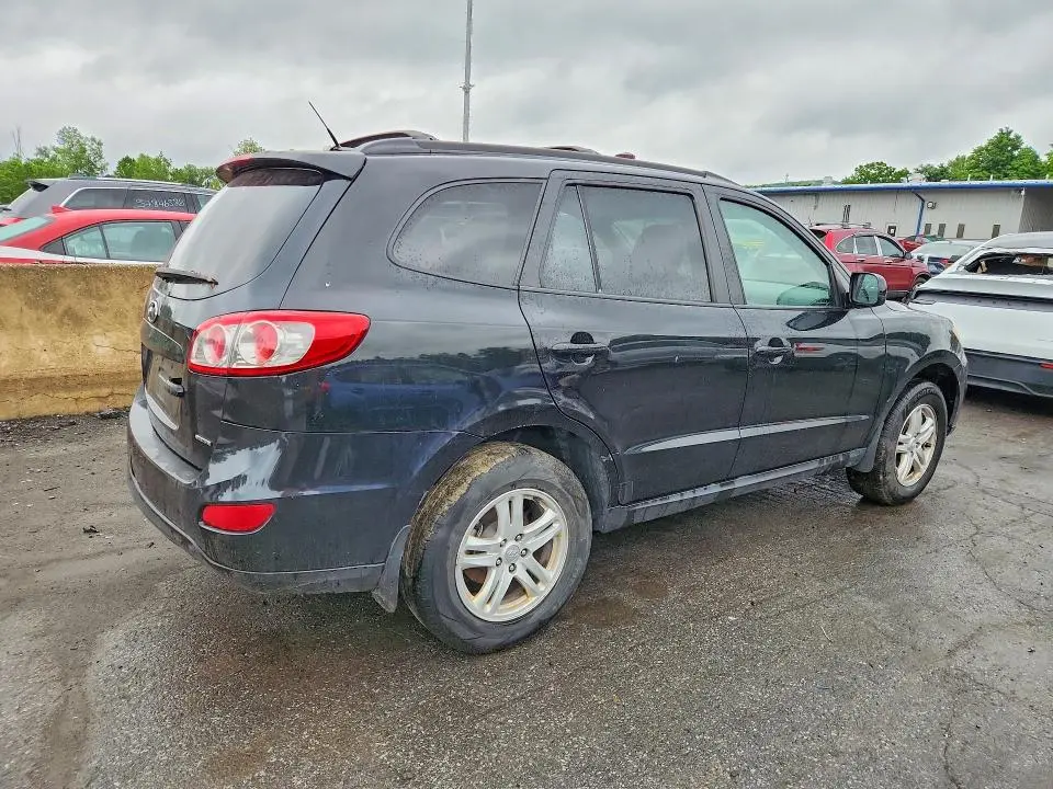 2012 HYUNDAI SANTA FE SE  