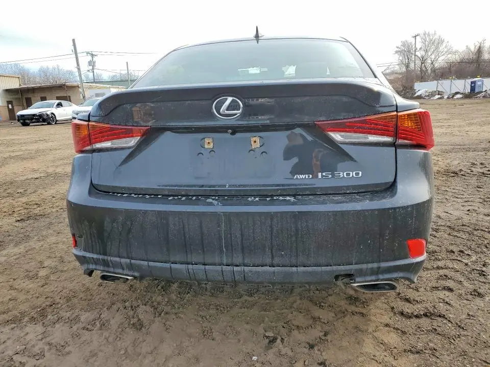 2018 LEXUS IS 300 BASE  