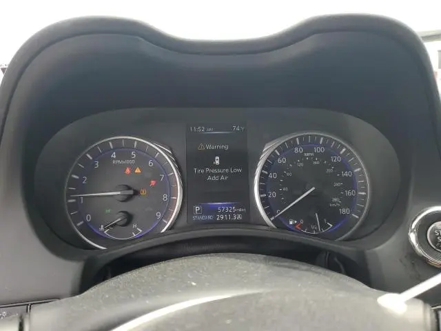 2018 INFINITI Q60 LUXE 300  