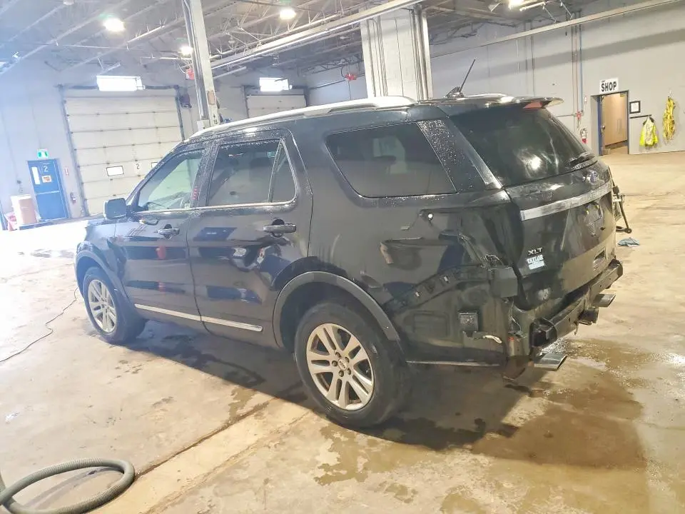 2019 FORD EXPLORER XLT  