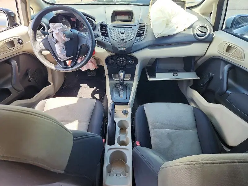2011 FORD FIESTA S  