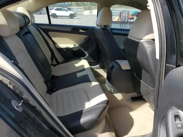 2013 VOLKSWAGEN JETTA SEL  
