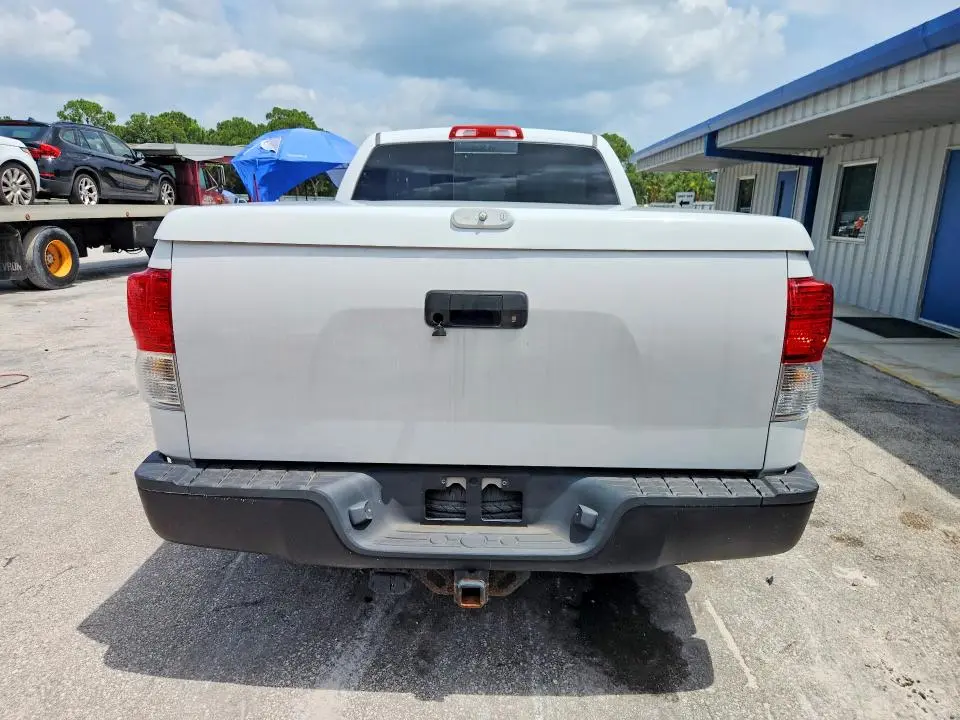 2011 TOYOTA TUNDRA DOUBLE CAB SR5  