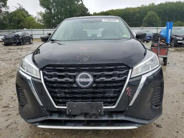 2023 NISSAN KICKS S  