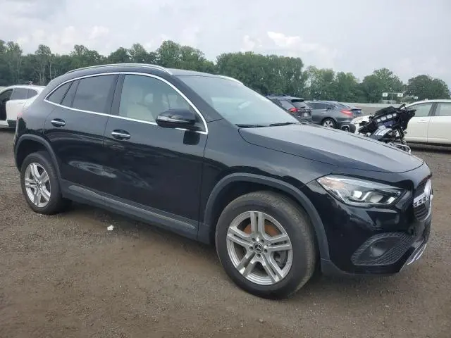 2021 MERCEDES-BENZ GLA 250 4MATIC  