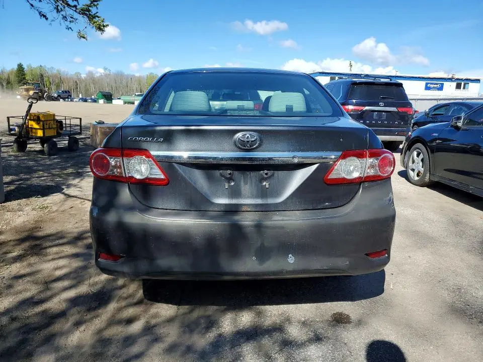2011 TOYOTA COROLLA BASE  