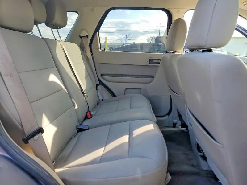 2012 FORD ESCAPE XLT  