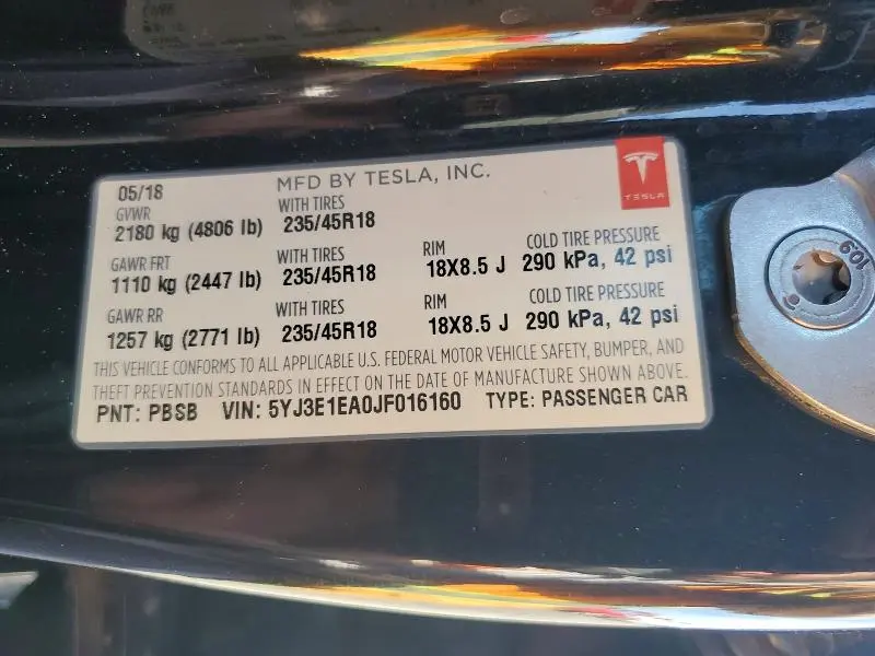 2018 TESLA MODEL 3   