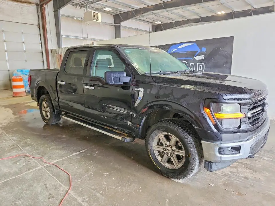2025 FORD F150 XLT  