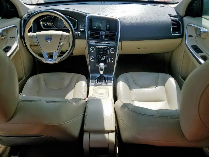 2015 VOLVO XC60 T5 PREMIER  