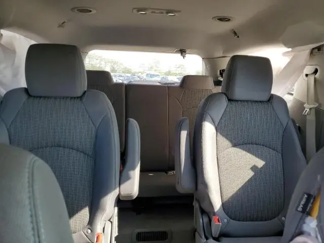 2016 CHEVROLET TRAVERSE LT  
