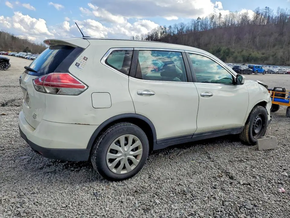 2015 NISSAN ROGUE S  