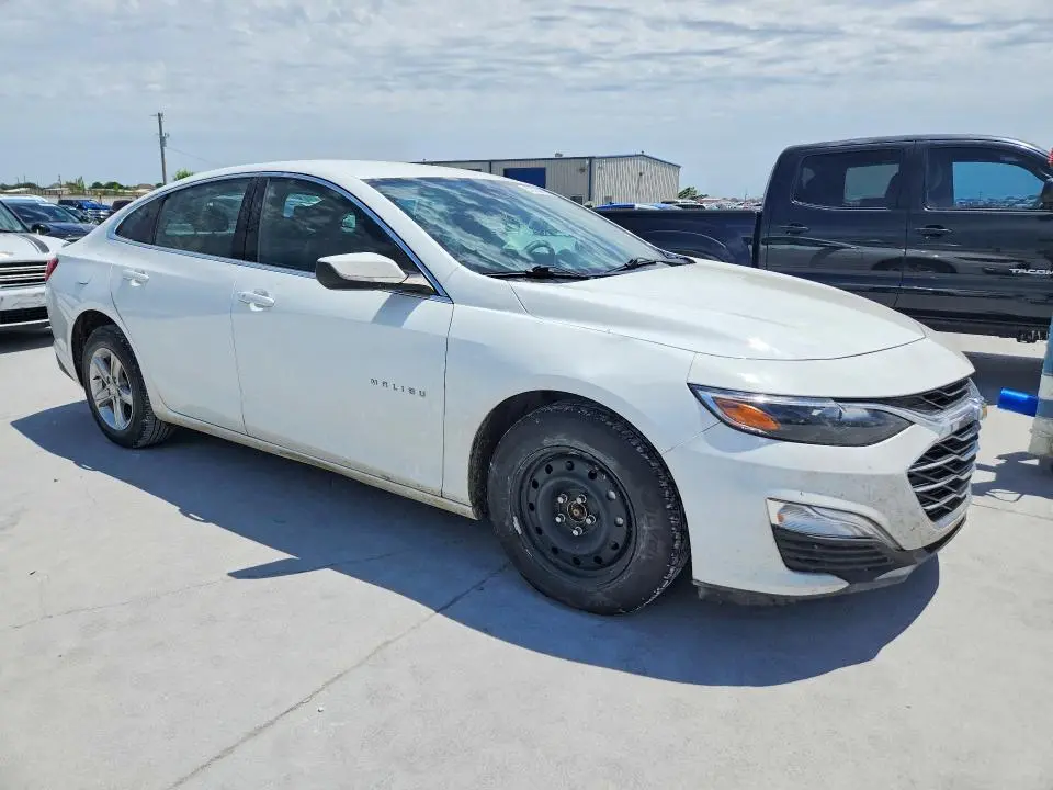 2024 CHEVROLET MALIBU LS  