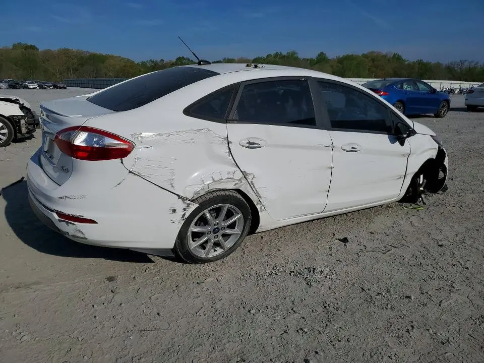2019 FORD FIESTA SE  