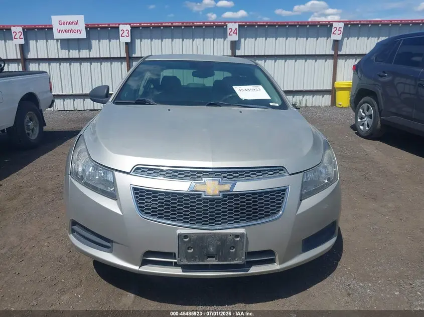 2013 CHEVROLET CRUZE LS