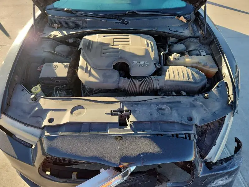 2014 DODGE CHARGER SXT  