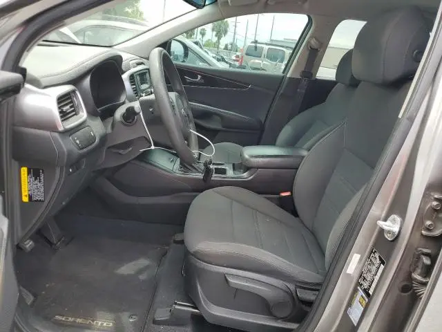 2017 KIA SORENTO LX  