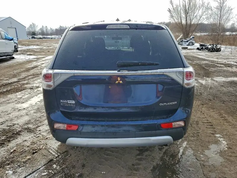 2015 MITSUBISHI OUTLANDER ES  