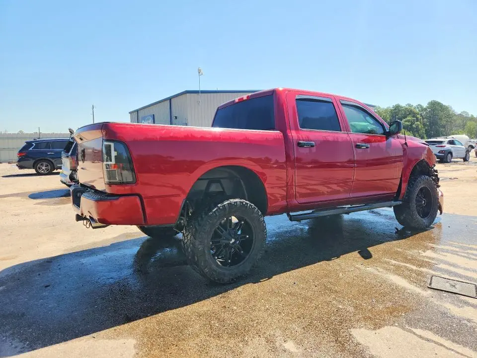 2015 RAM 1500 ST  
