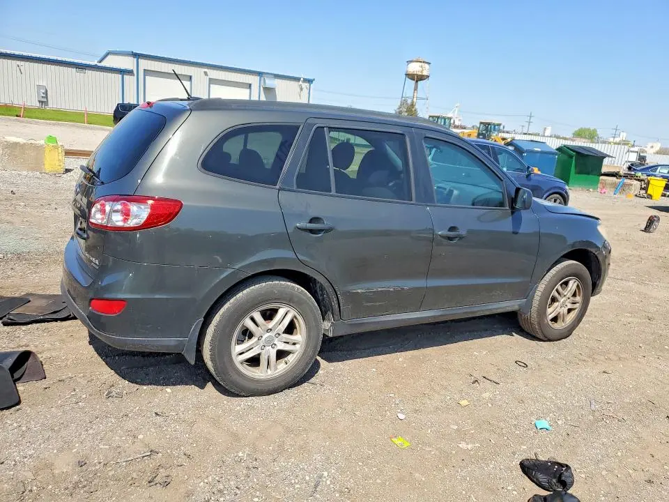 2011 HYUNDAI SANTA FE GLS  
