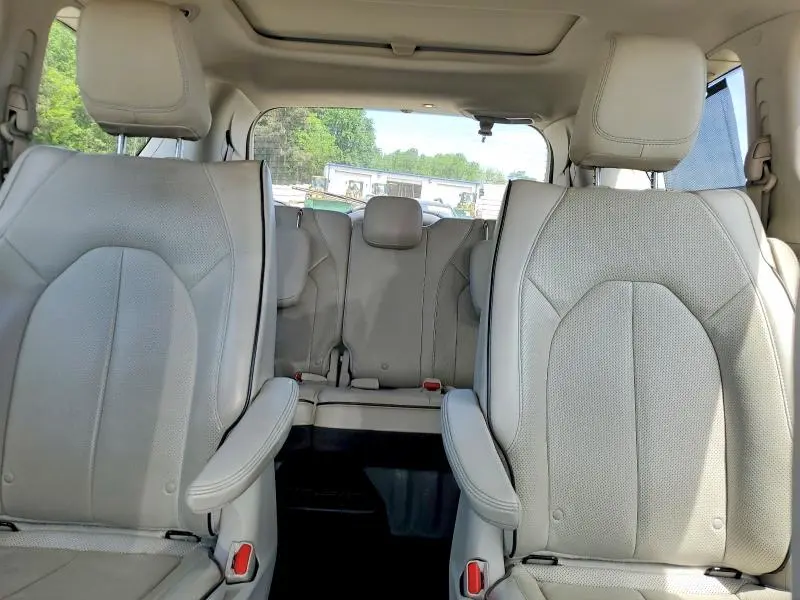 2018 CHRYSLER PACIFICA HYBRID LIMITED  