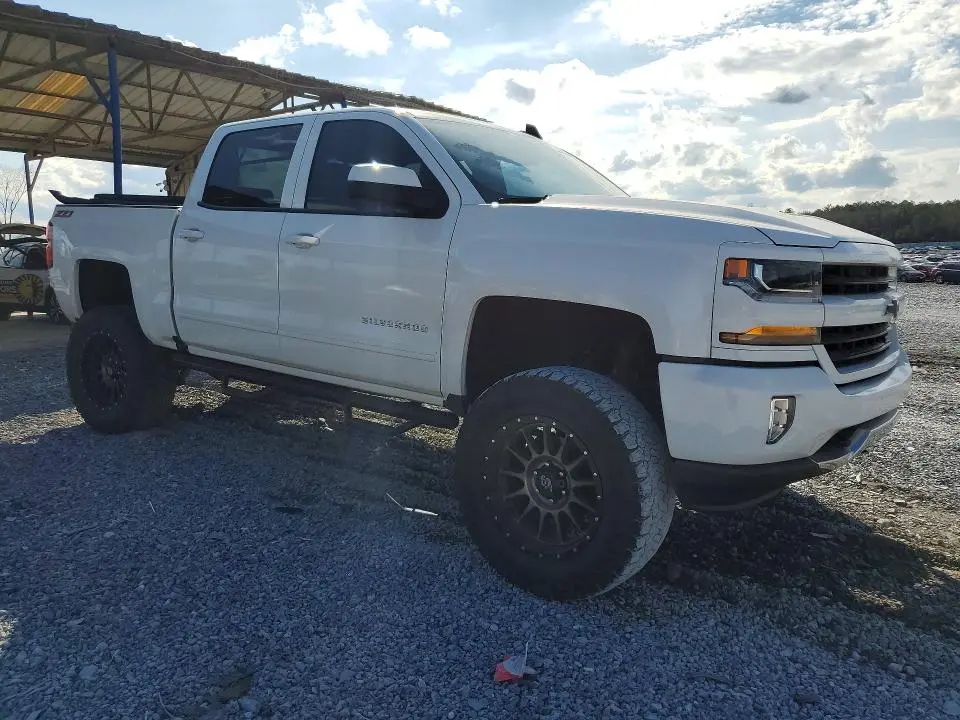 2017 CHEVROLET SILVERADO K1500 LT  