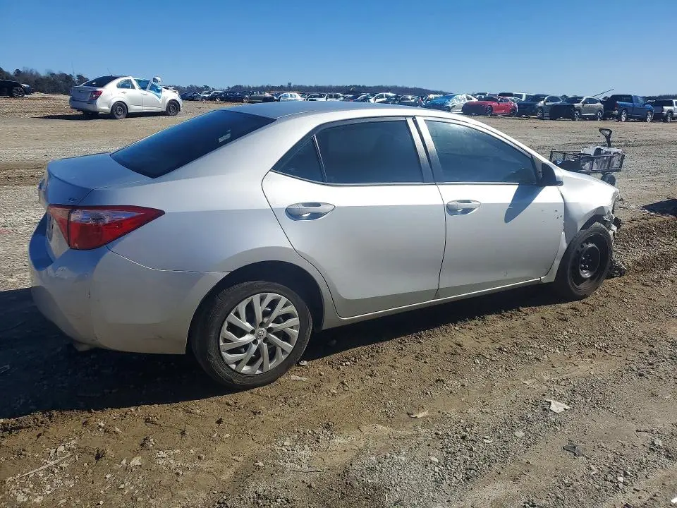 2018 TOYOTA COROLLA   